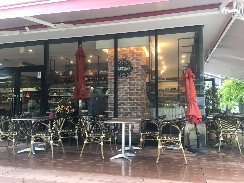 ビストロアラドゥマンド