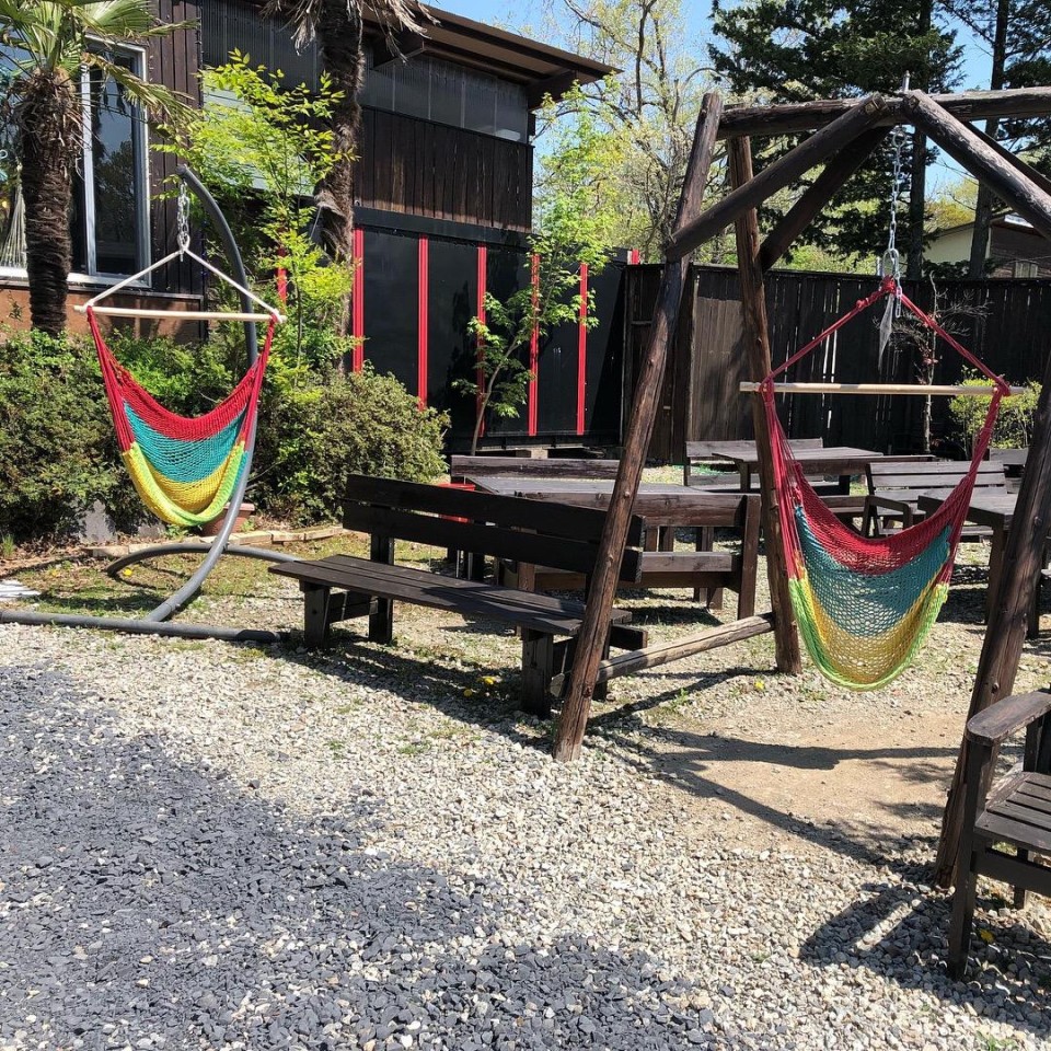 フィンランドの森　ハンモックカフェ